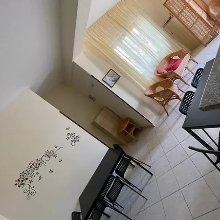 Adema Nocleg ze śniadaniem