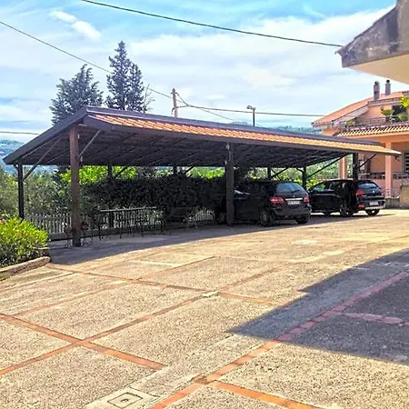 Adema Bed & Breakfast 4*